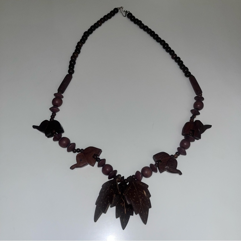 Elegant Brown Beaded Necklace/b1083
